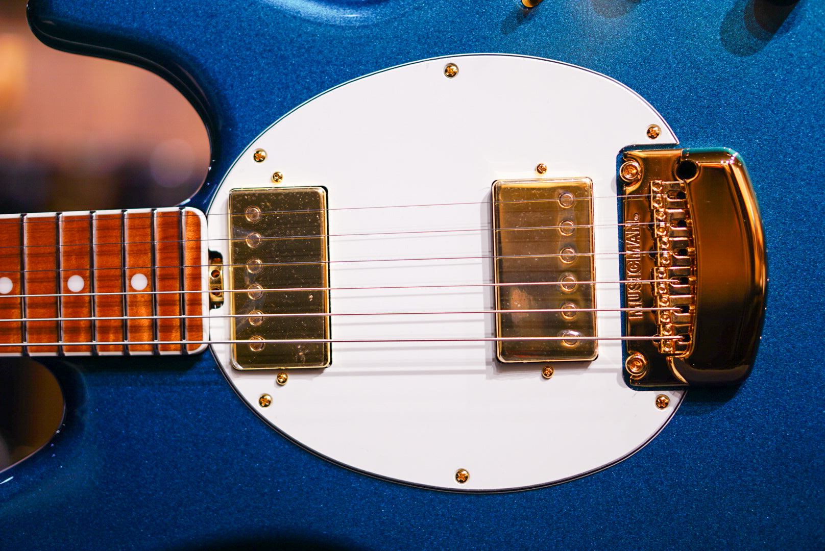 Ernie Ball Music Man StingRay II Cory Wong Pine Green 11903