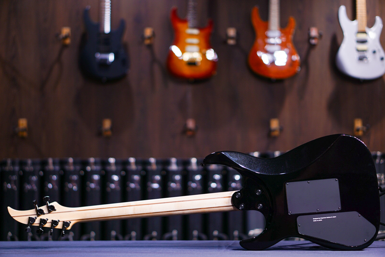 Caparison Dellinger II Prominence MF Trans spectrum black 3350144 - HIENDGUITAR Caparison Guitars