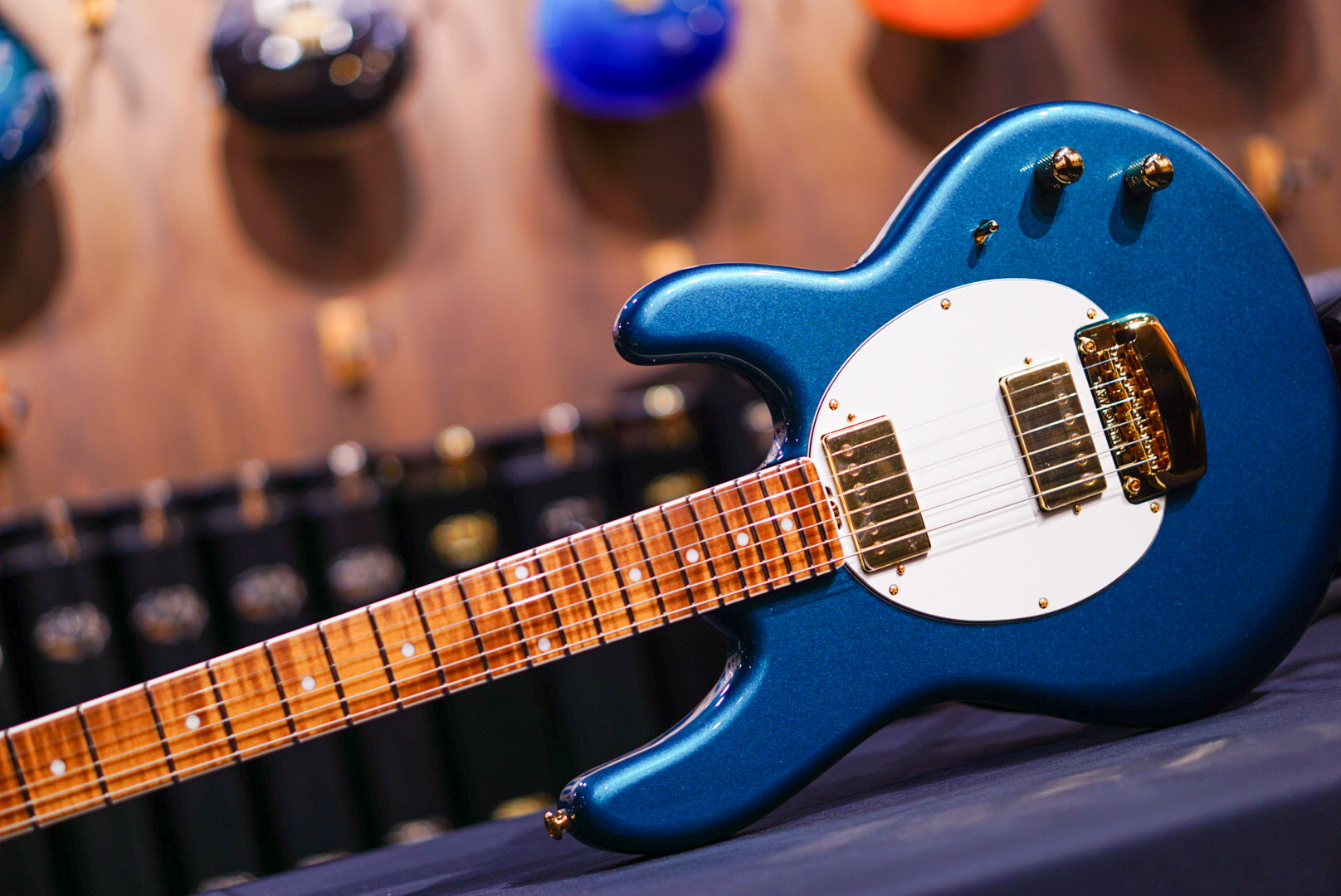 Ernie Ball Music Man StingRay II Cory Wong Pine Green 11903