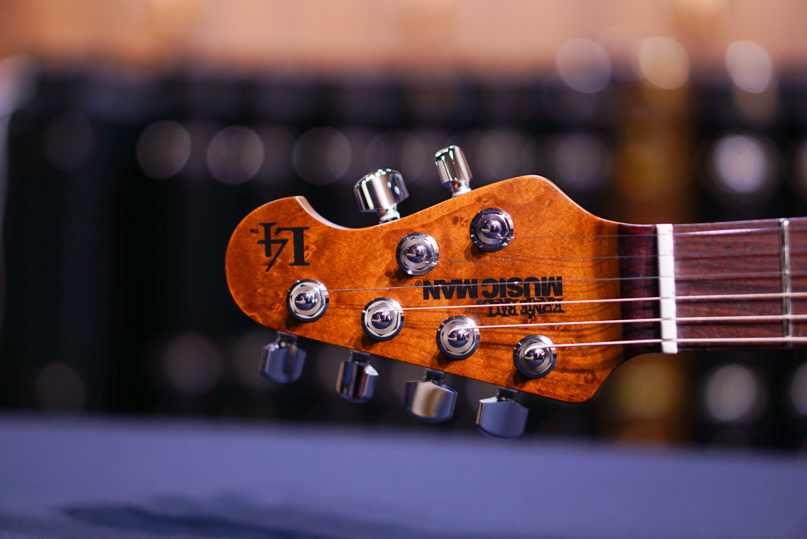 Ernie Ball Music Man Luke 4 HH Black Sparkle H07945