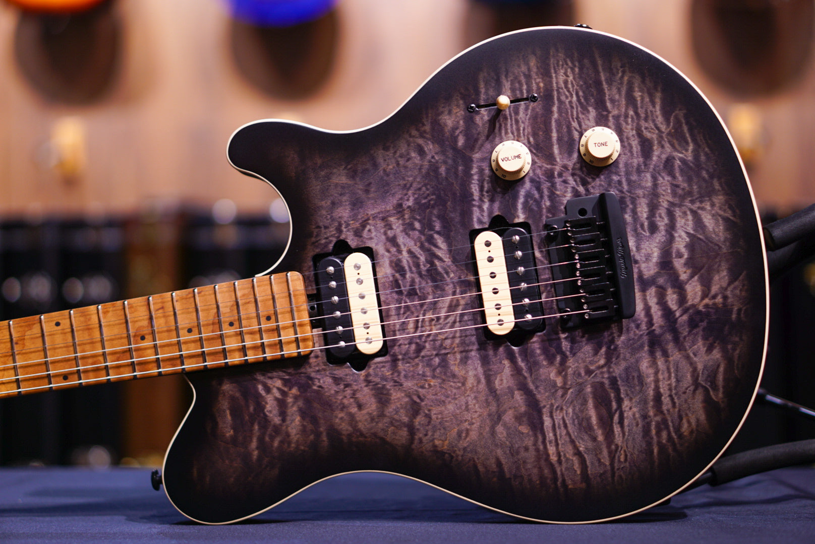 Ernie Ball Music Man Axis Super Sport Charcoal Cloud H07620