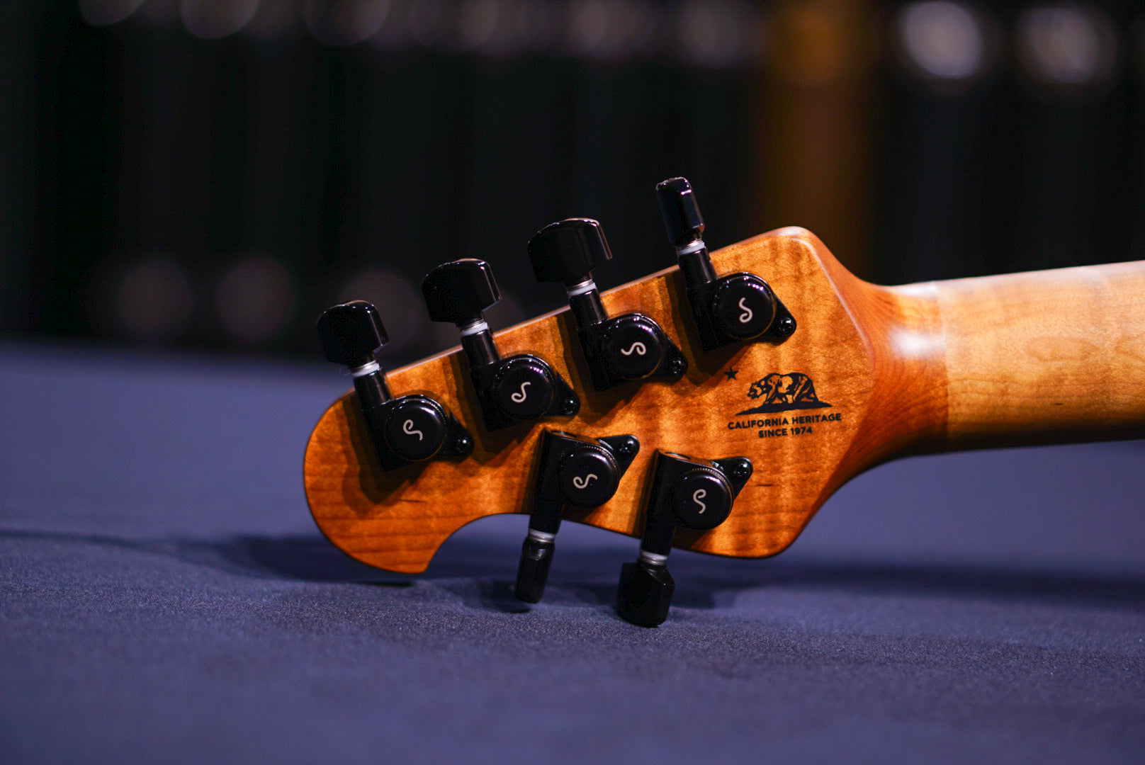 Ernie Ball Music Man Axis Super Sport Charcoal Cloud H07620