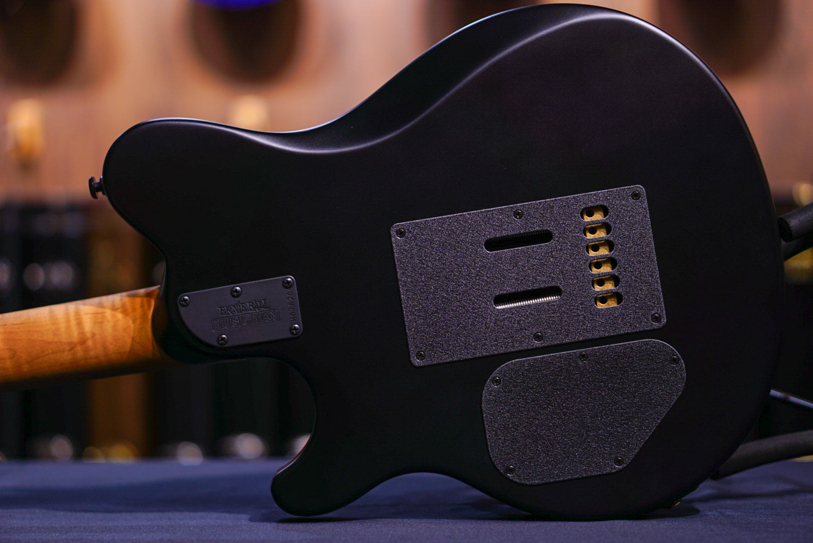 Ernie Ball Music Man Axis Super Sport Charcoal Cloud H07620