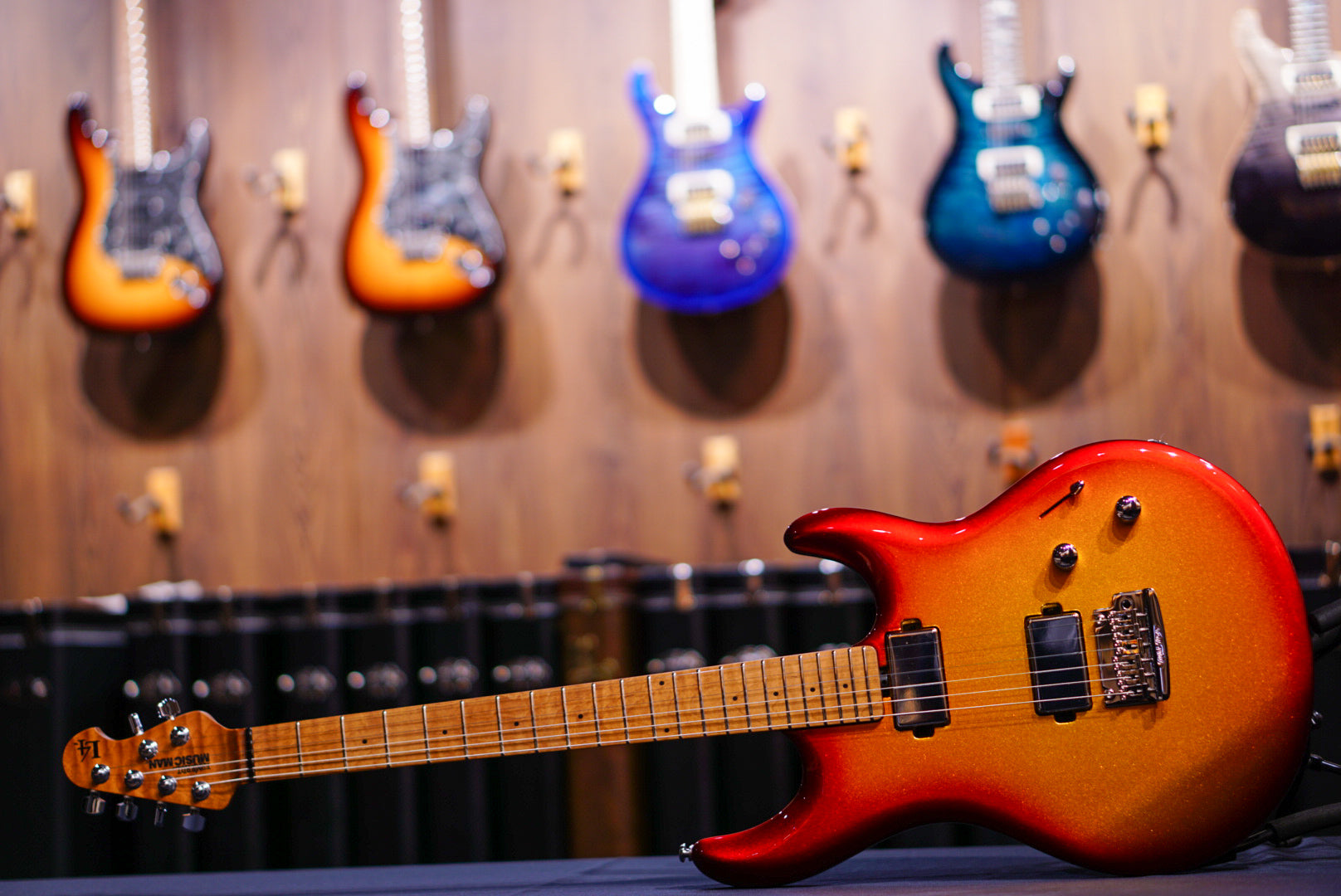 Ernie Ball Music Man Luke 4 HH Fireball H07183