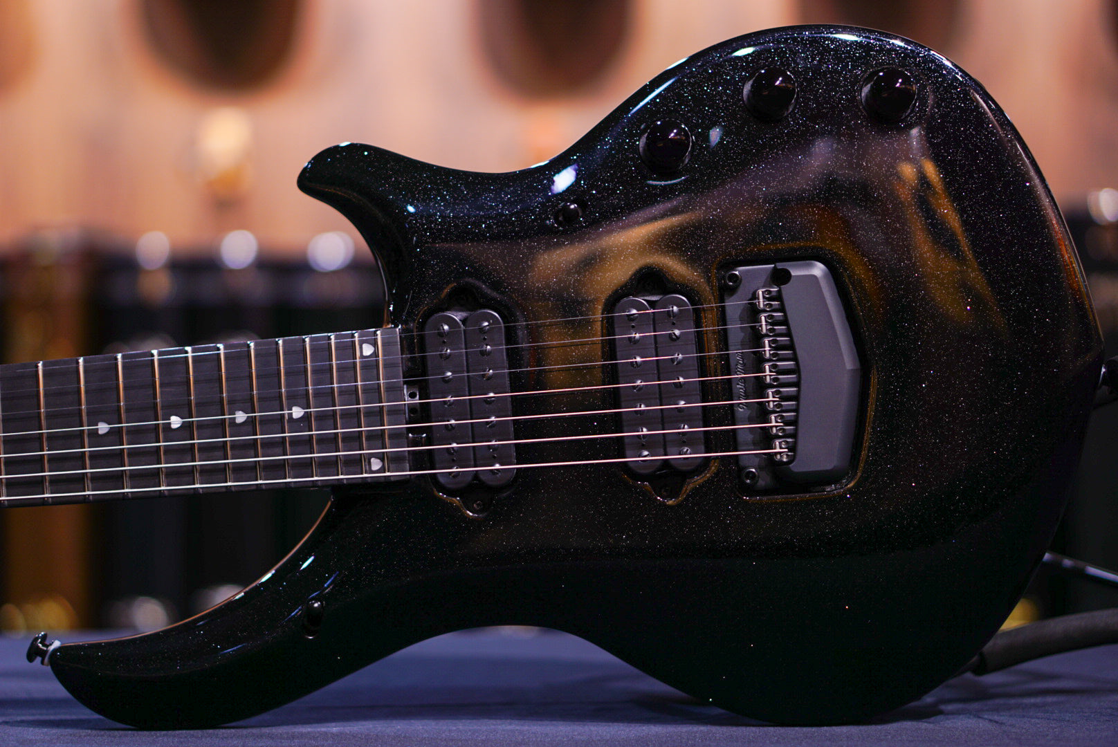 Ernie Ball Music Man Majesty 7 Black Sparkle M018799