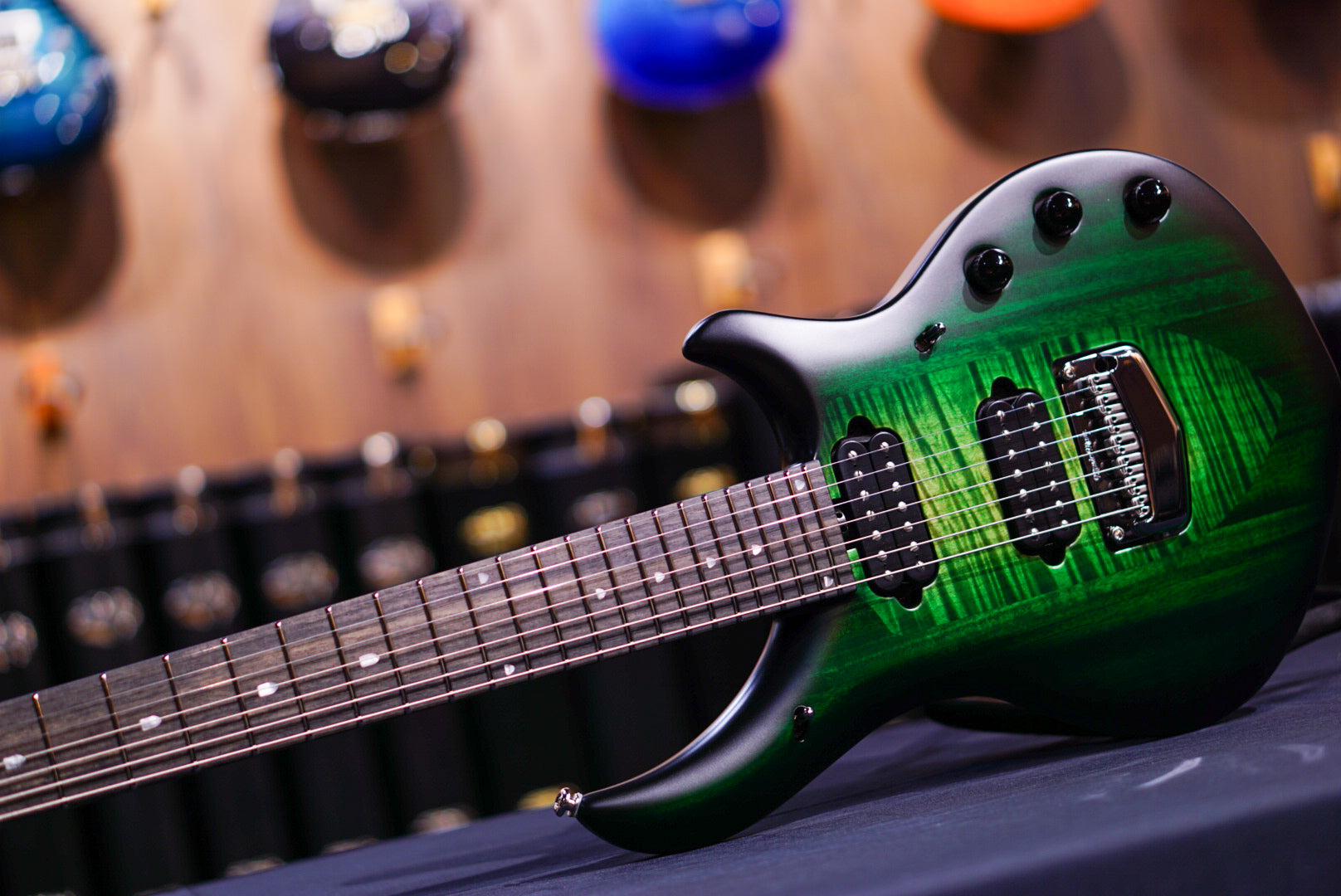 Ernie Ball Music Man Majesty 8 Gravity Green M018895