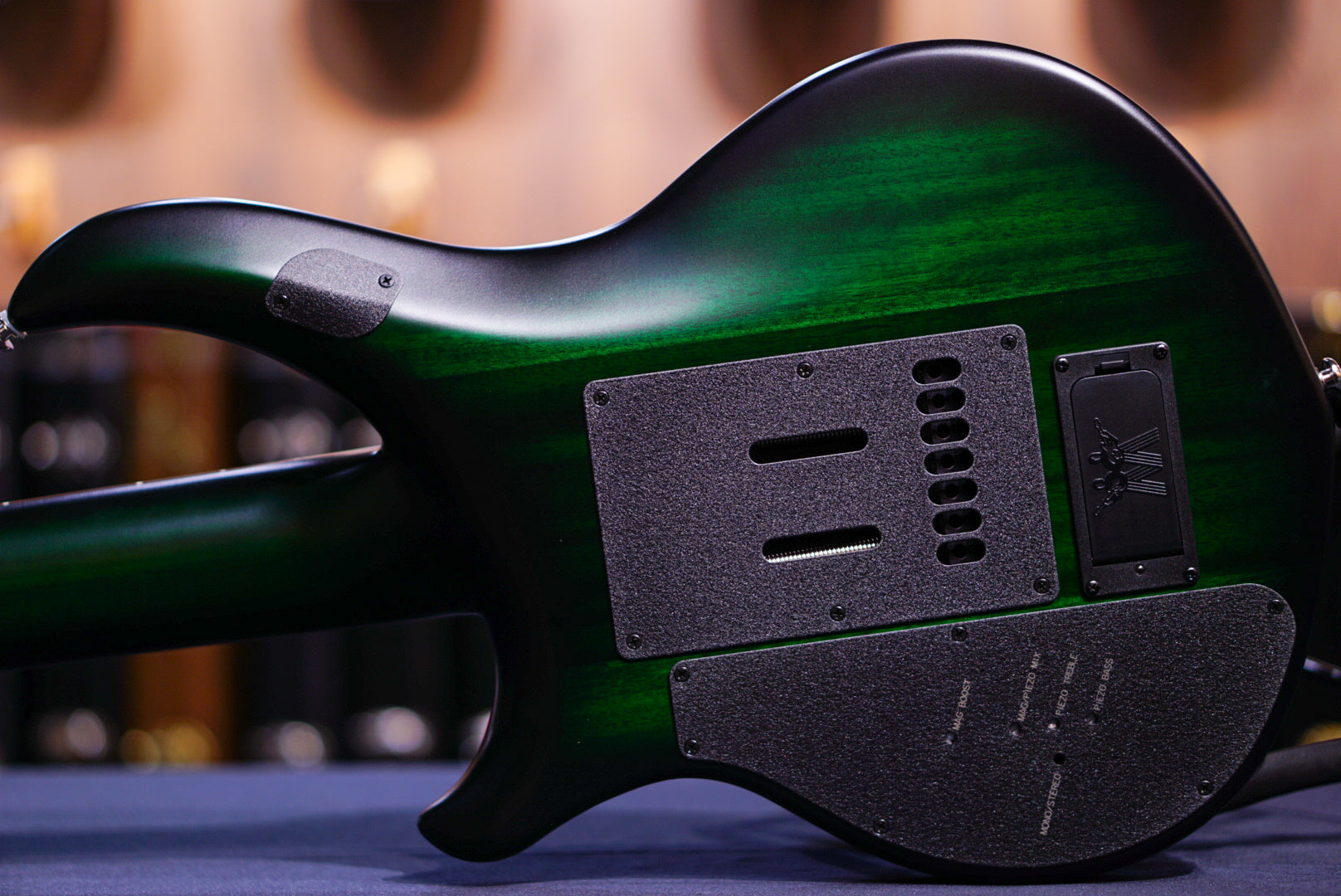 Ernie Ball Music Man Majesty 8 Gravity Green M018895