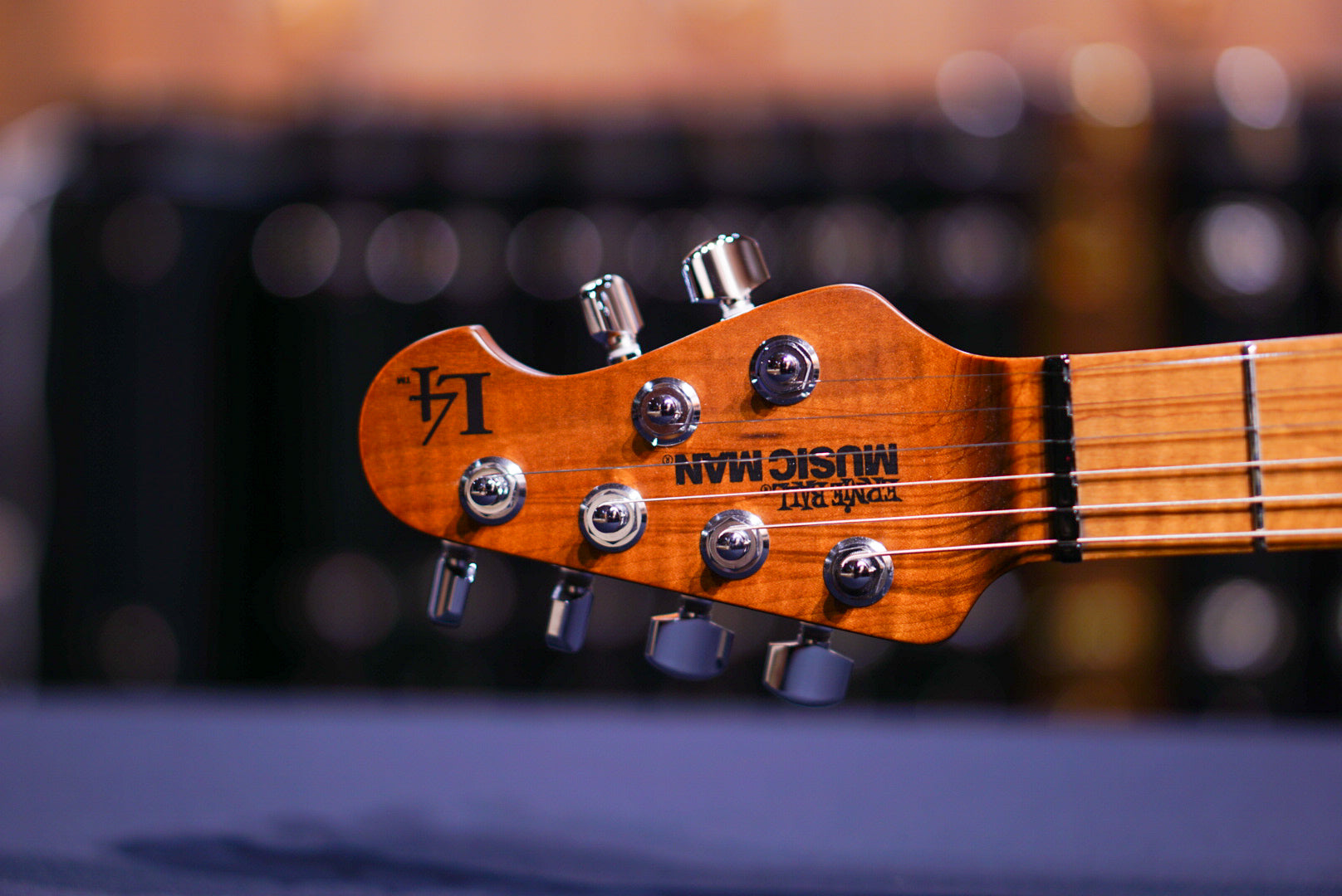 Ernie Ball Music Man Luke 4 HSS Fireball H04370