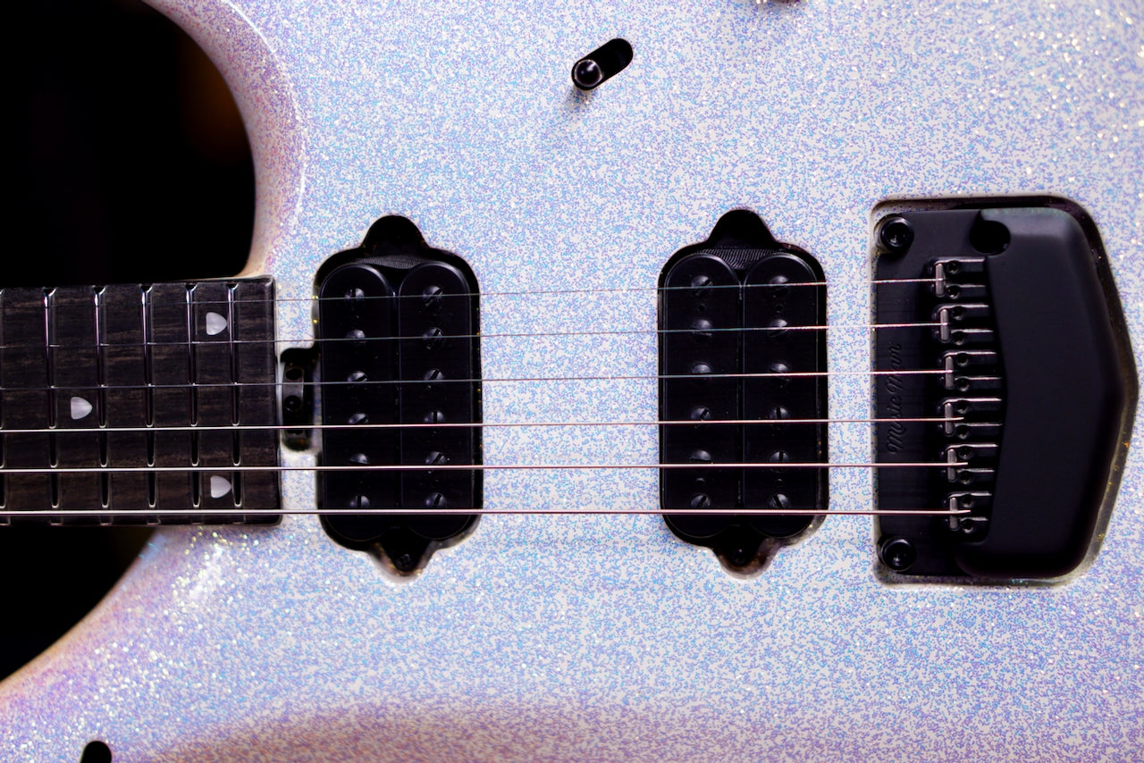 Ernie Ball Music Man Majesty Her Majesty's Request 6 M020882