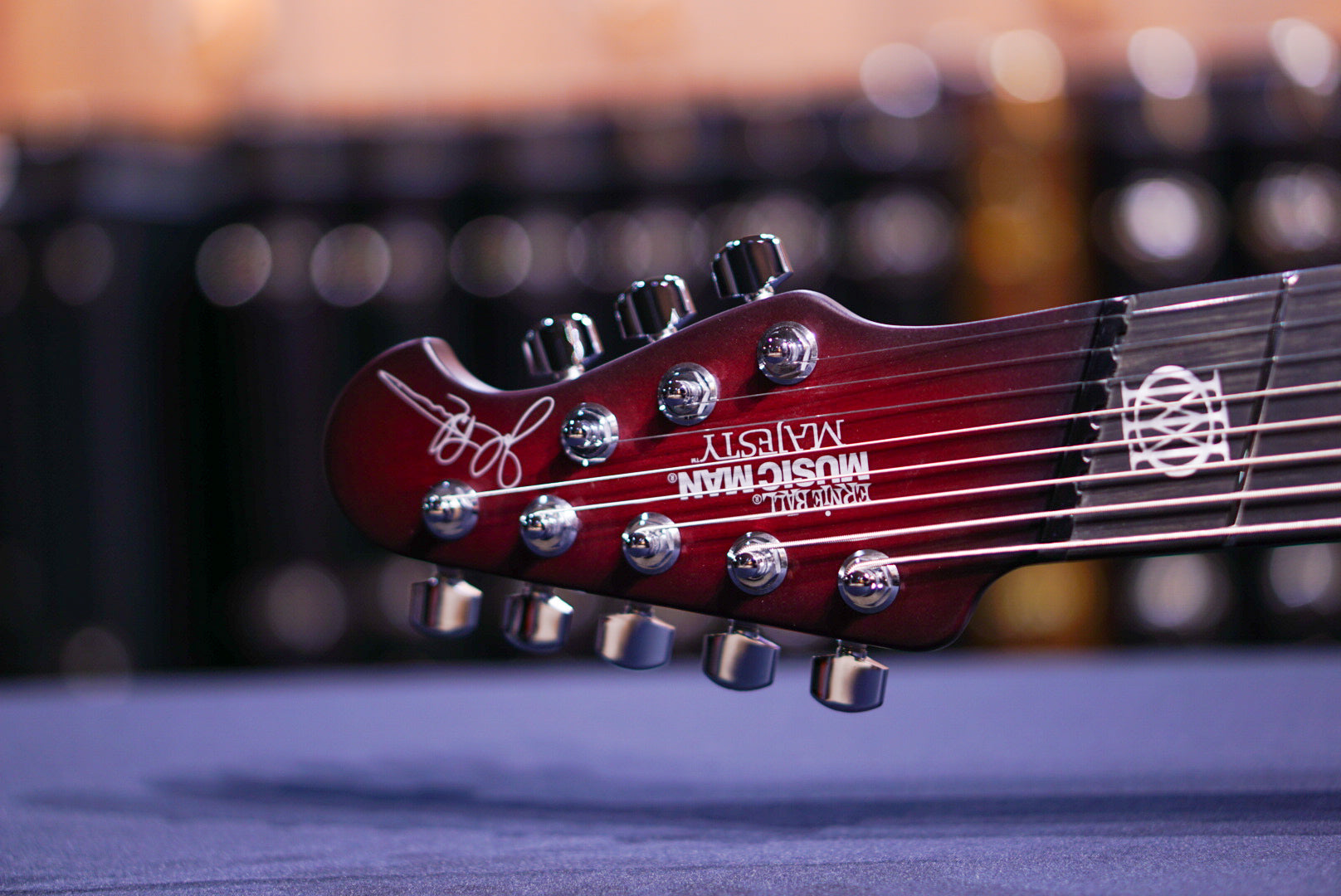 Ernie Ball Music Man Majesty 8 Amaranth Red M018948