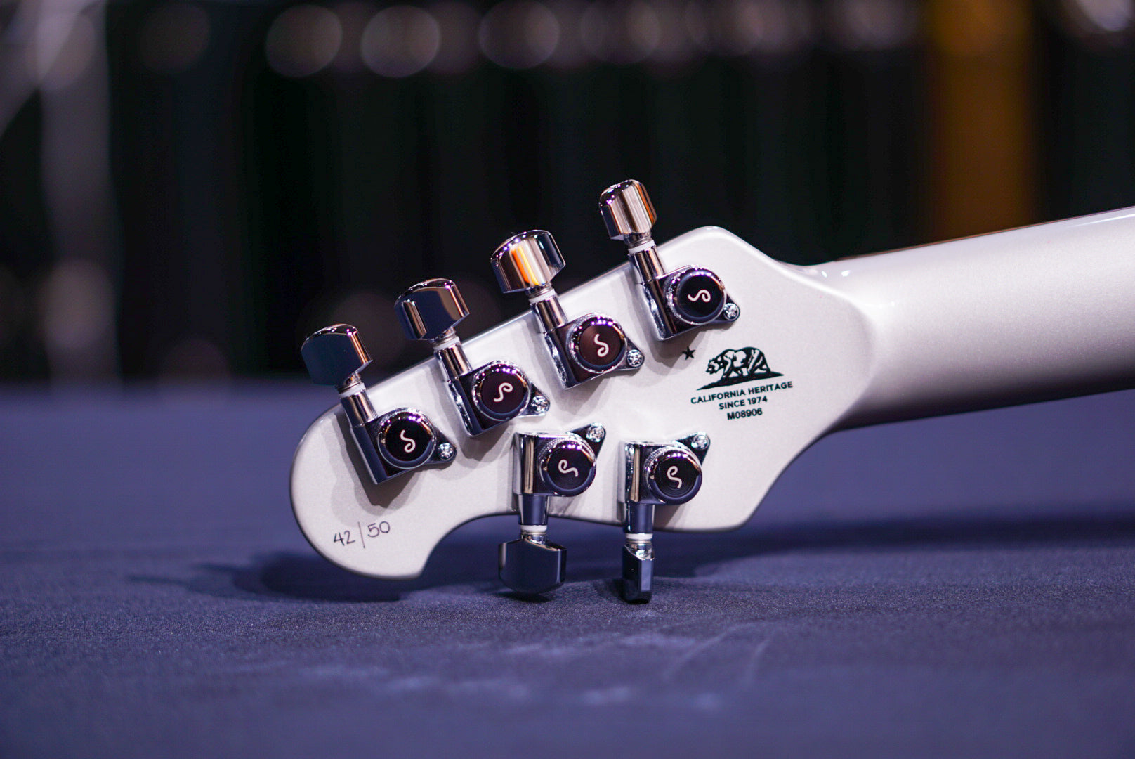 Ernie Ball Music Man 10th Anniversary Majesty - Silver Chalice M08906