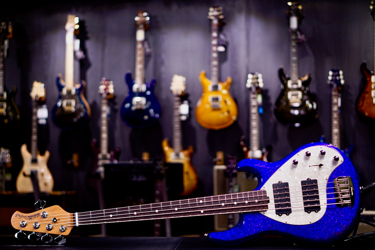 Ernie Ball Music Man StingRay 5 Special HH 5 Bass Violet Sparkle Burst K11635