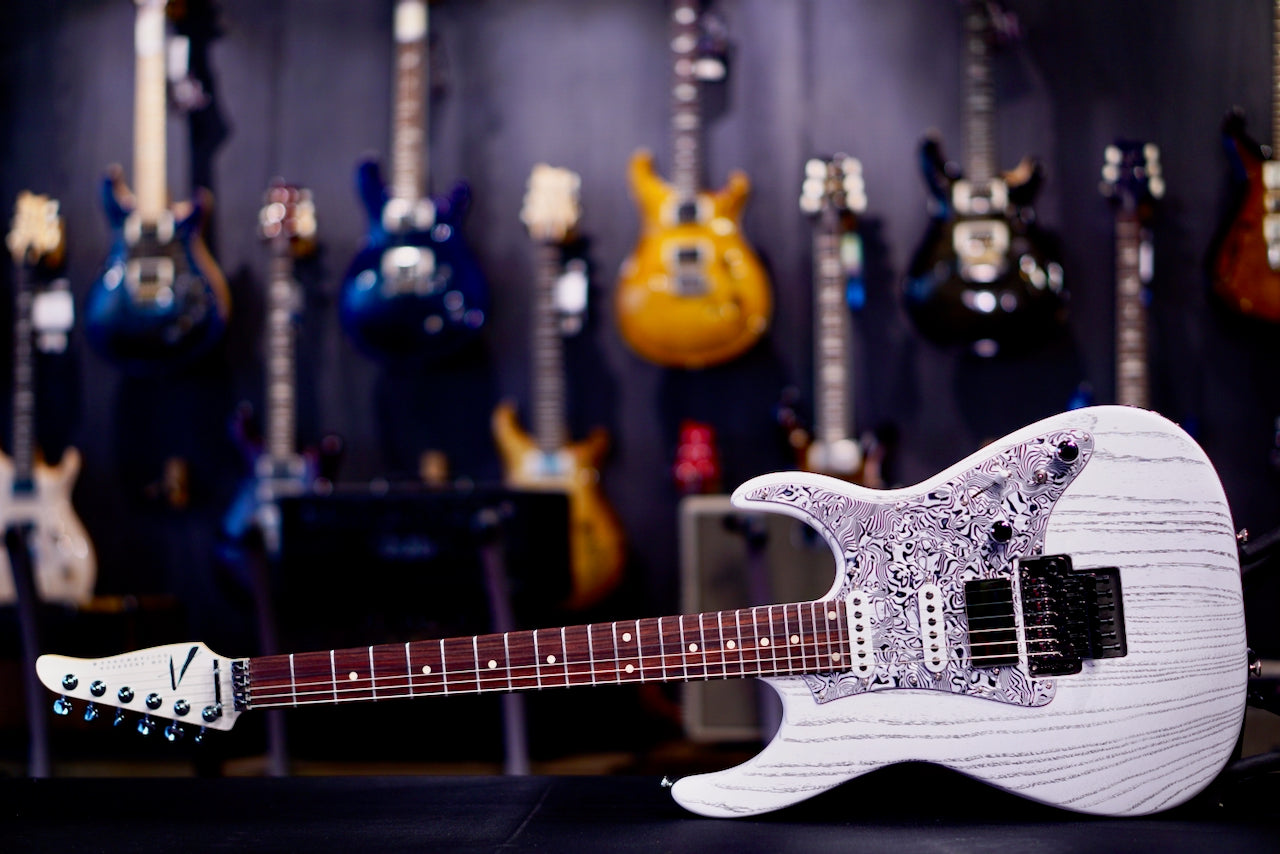 Tom Anderson Guardian Angel Player Satin Organic Grain White with Black * 02-19-26A *