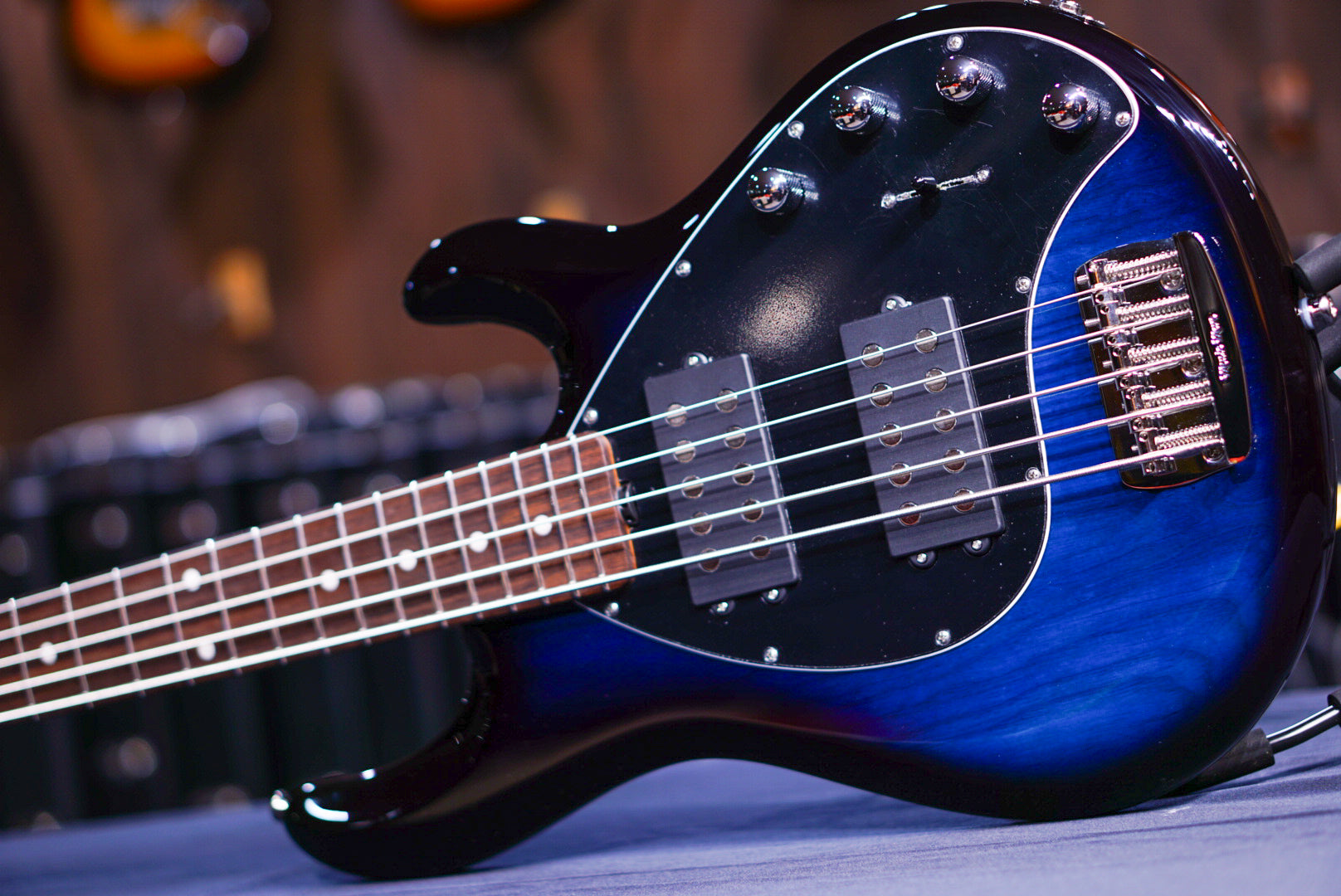 Ernieball Musicman StingRay Special 5 HH Pacific Blue Burst K01049