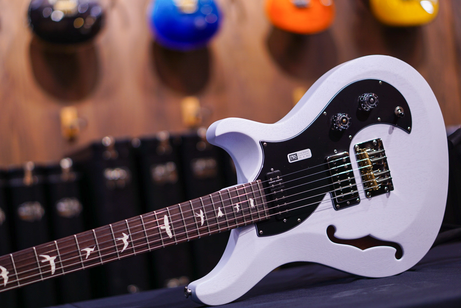 PRS S2 Vela Semi-Hollow Satin Pearl White 2025 S2080701