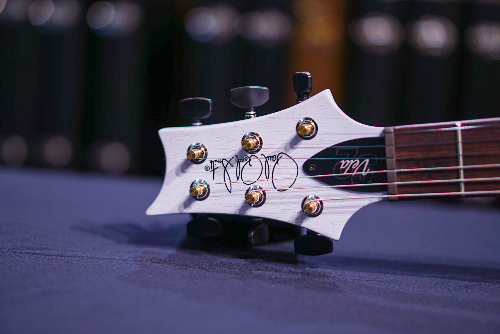 PRS S2 Vela Semi-Hollow Satin Pearl White 2025 S2080701