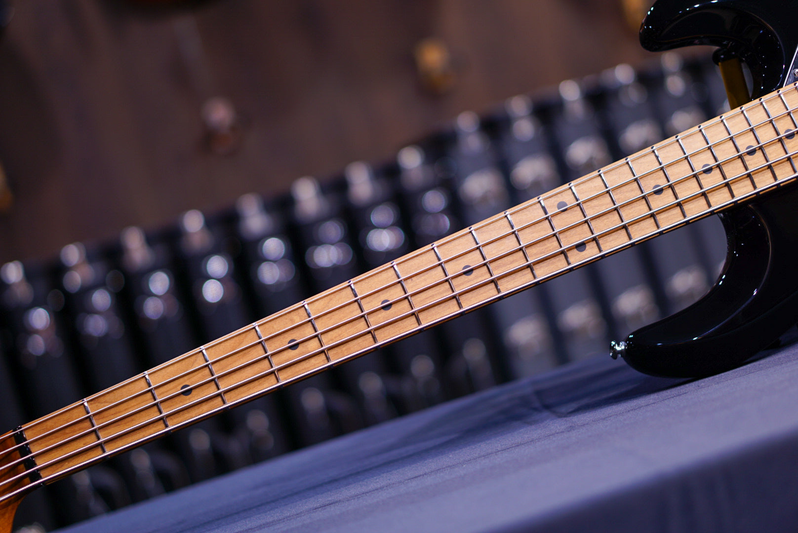 Ernie Ball Music Man StingRay Special 5 H Black K02282