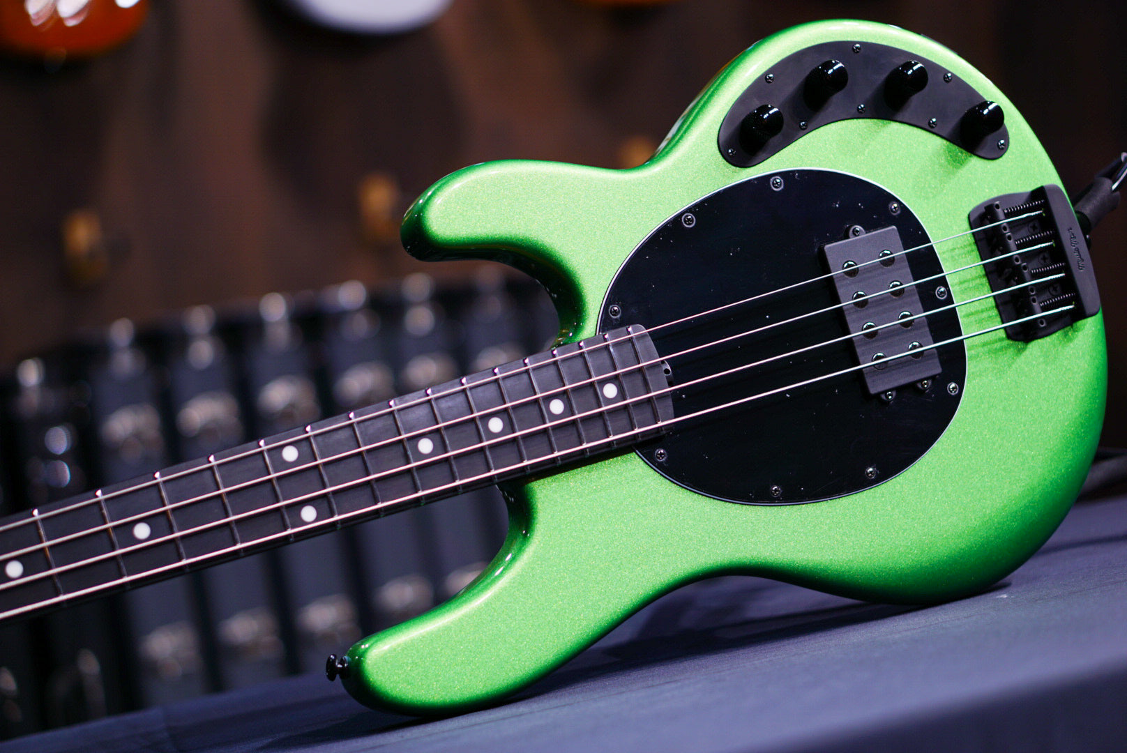 Ernie Ball Music Man StingRay Special 4 H Kiwi Green K00001