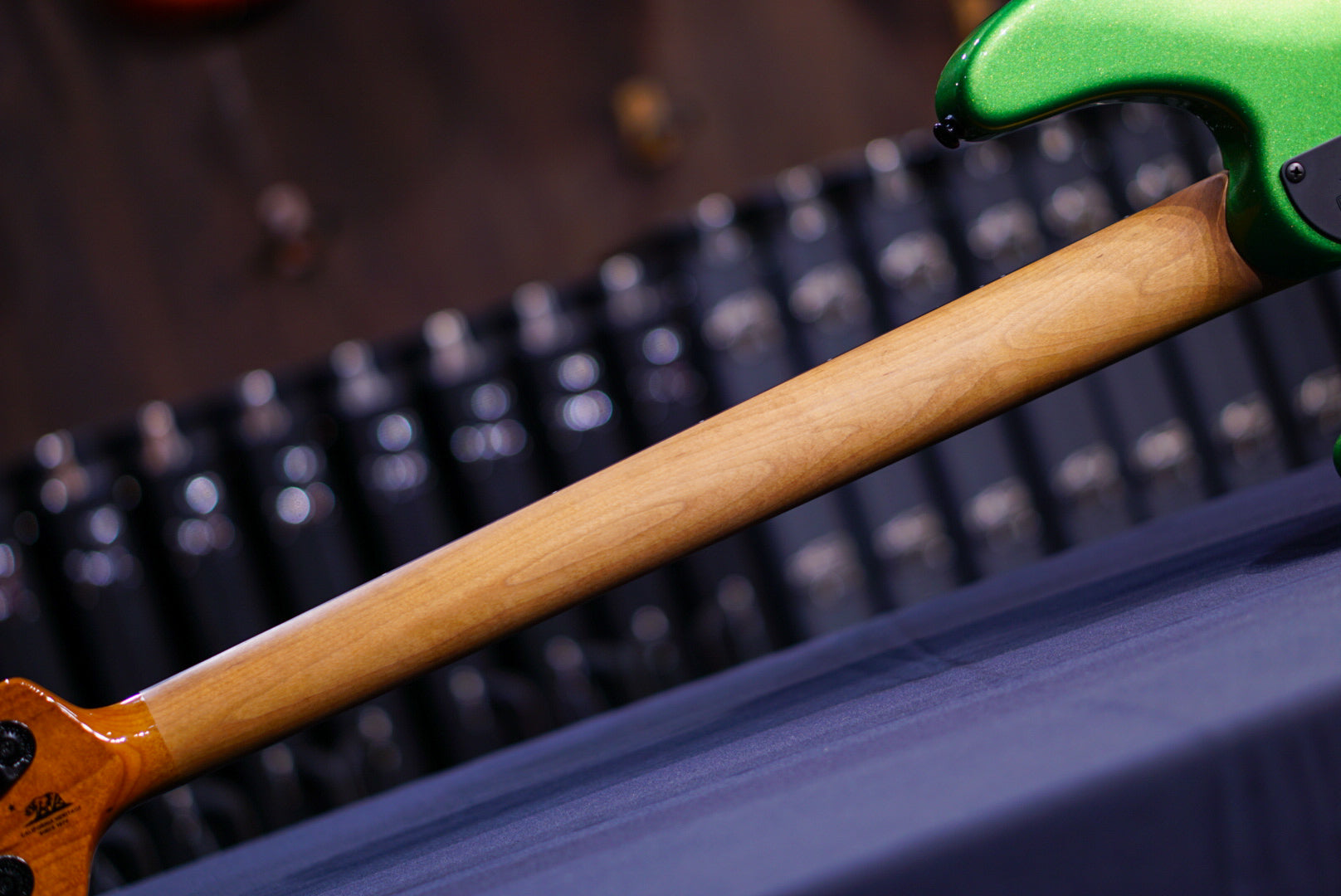 Ernie Ball Music Man StingRay Special 4 H Kiwi Green K00001