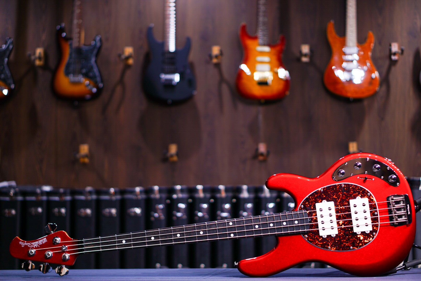 Ernie Ball Music Man StingRay Special HH Candyman w/Roasted Maple Neck K03912