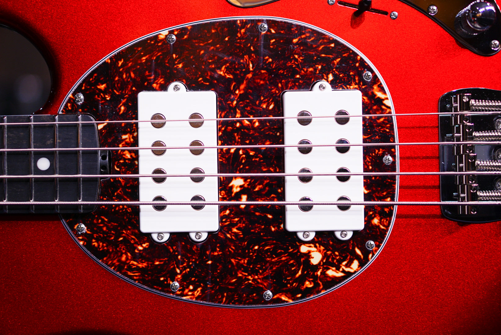 Ernie Ball Music Man StingRay Special HH Candyman w/Roasted Maple Neck K03912