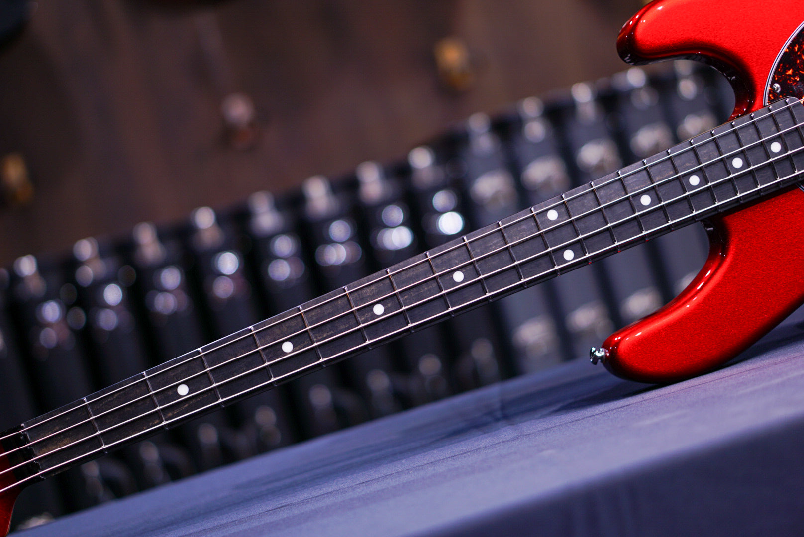 Ernie Ball Music Man StingRay Special HH Candyman w/Roasted Maple Neck K03912