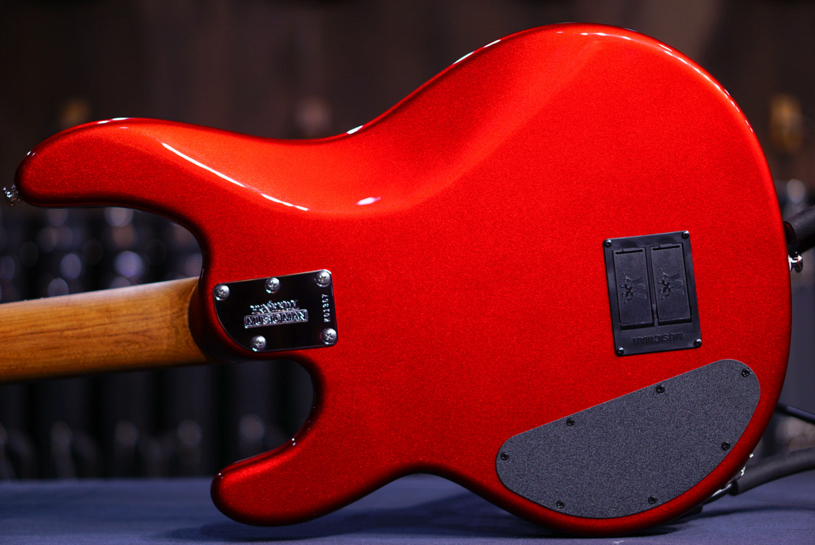 Ernie Ball Music Man StingRay Special HH Candyman w/Roasted Maple Neck K03912