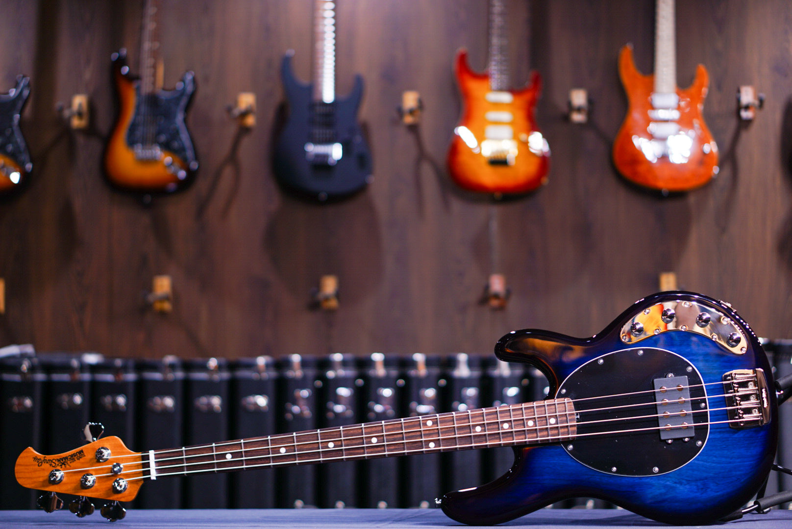 Ernie Ball Music Man StingRay Special 4 H Pacific Blue Burst K03871