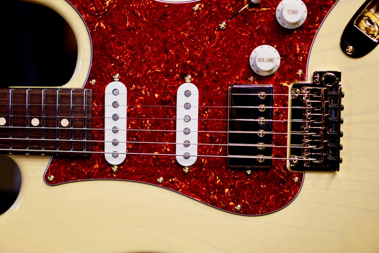 Suhr Classic S Custom Trans Blonde Rosewood Neck & Gold Package 85896