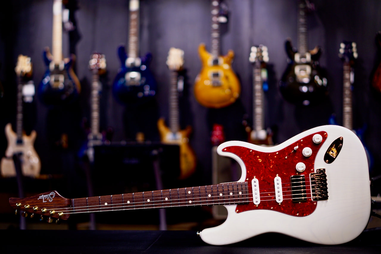 Suhr Classic S Custom Trans White Rosewood Neck & Gold Package 85904