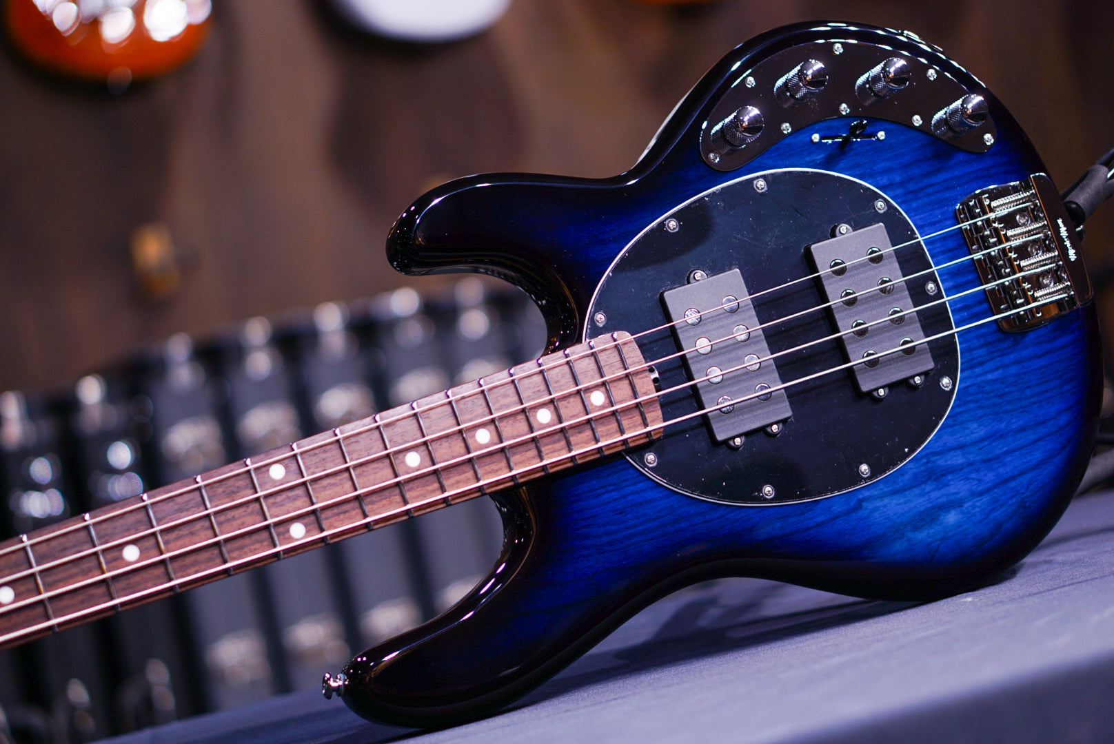 Ernie Ball Music Man StingRay Special 4 HH Pacific Blue Burst K02347