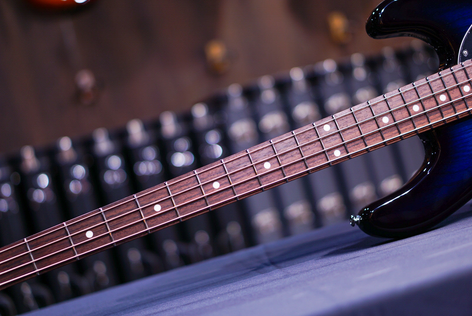 Ernie Ball Music Man StingRay Special 4 HH Pacific Blue Burst K02347