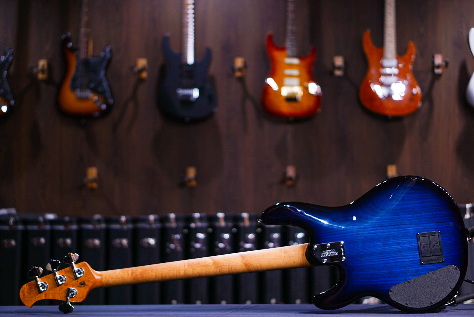 Ernie Ball Music Man StingRay Special 4 HH Pacific Blue Burst K02347