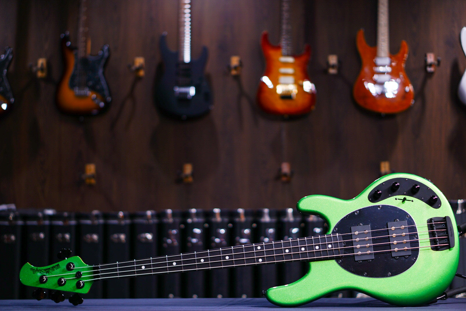 Ernie Ball Music Man StingRay Special 4 H Kiwi Green K00094