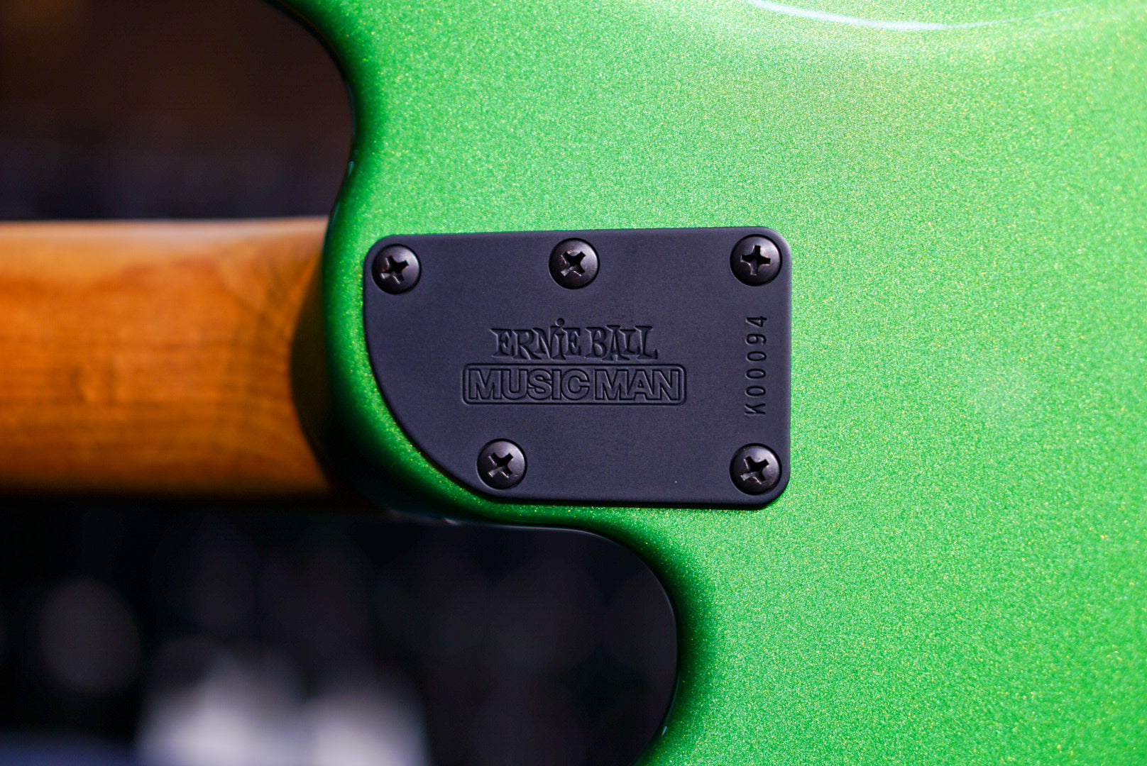 Ernie Ball Music Man StingRay Special 4 H Kiwi Green K00094