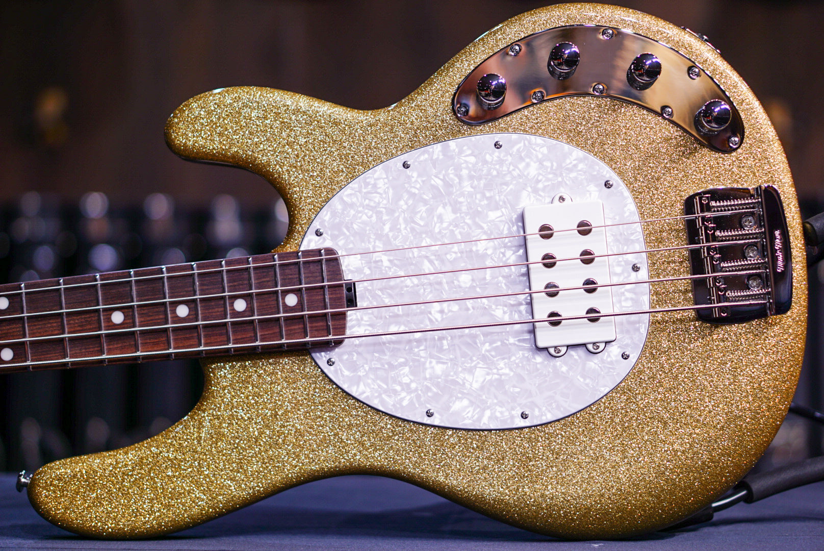 Ernie Ball Music Man StingRay Special 4 H Genius Gold K02531