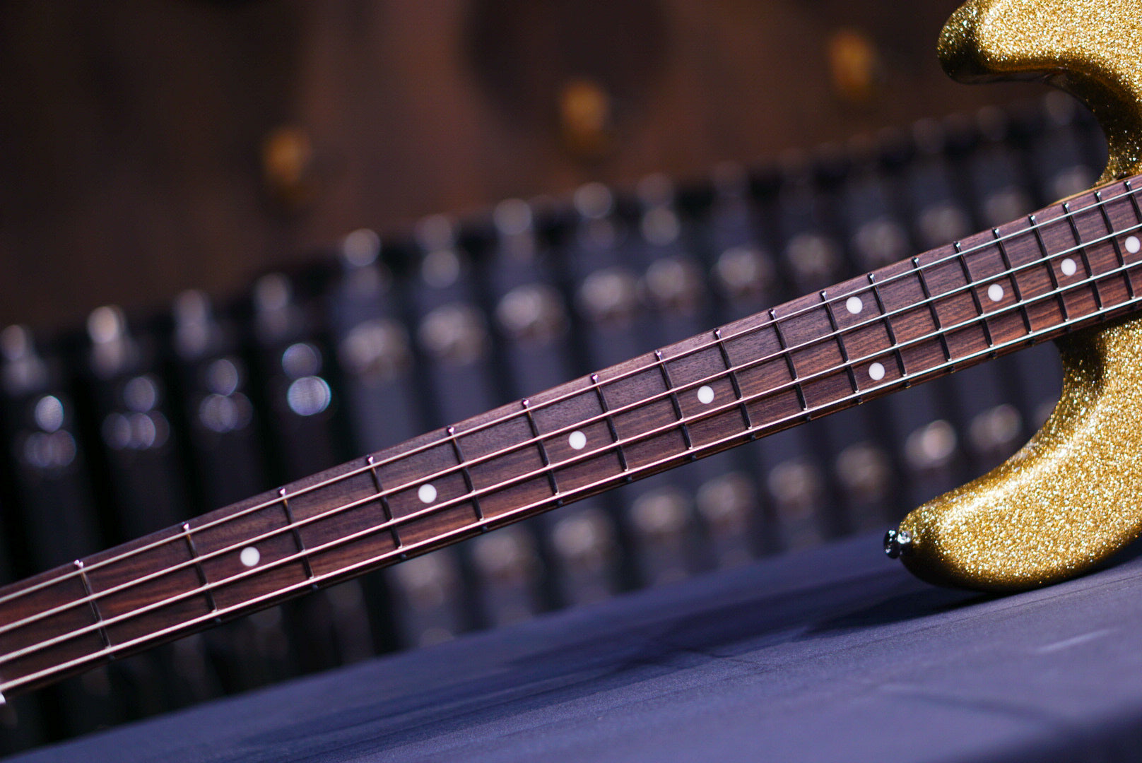 Ernie Ball Music Man StingRay Special 4 H Genius Gold K02531