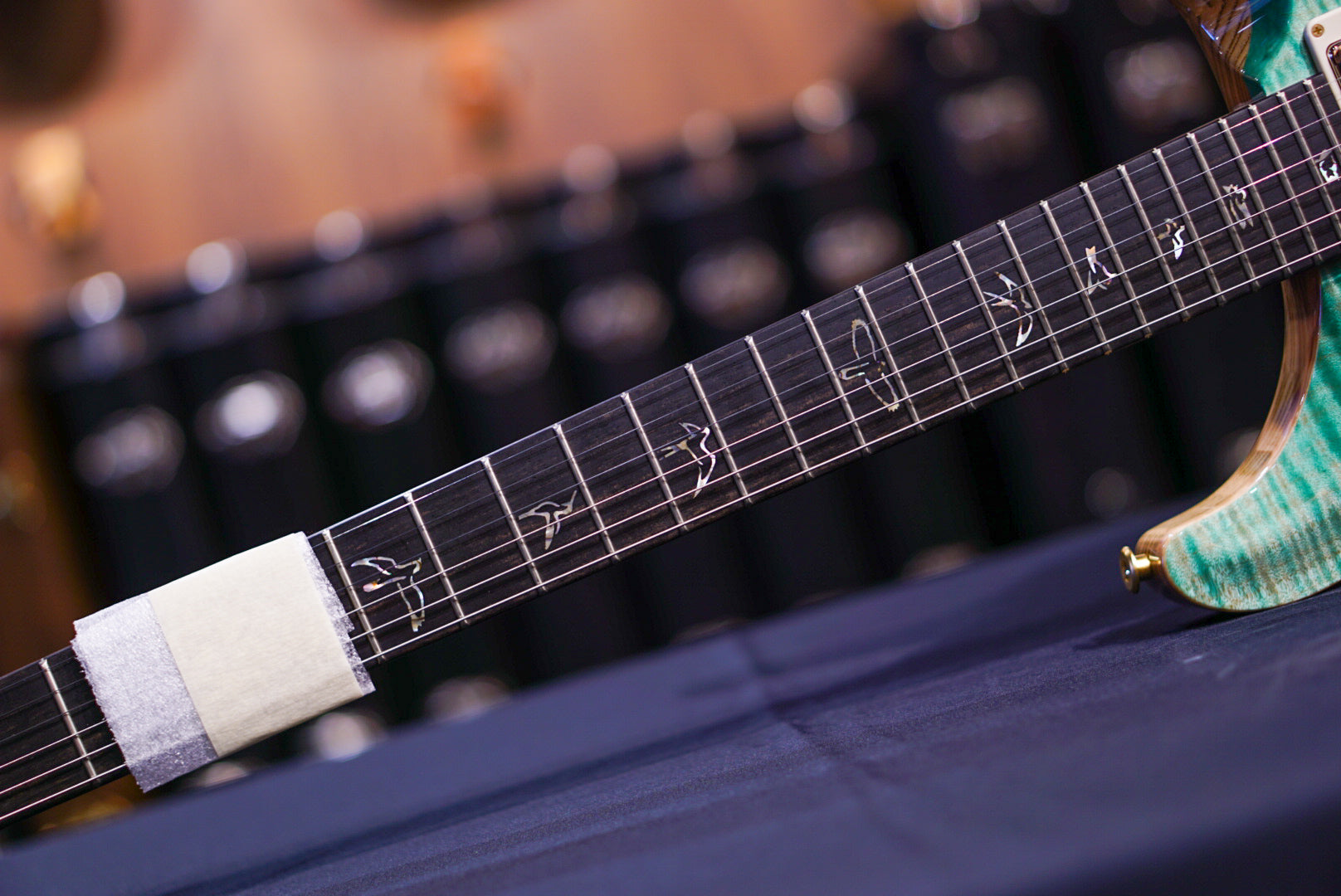 PRS Custom 24 wood library Blue Fade 0395506