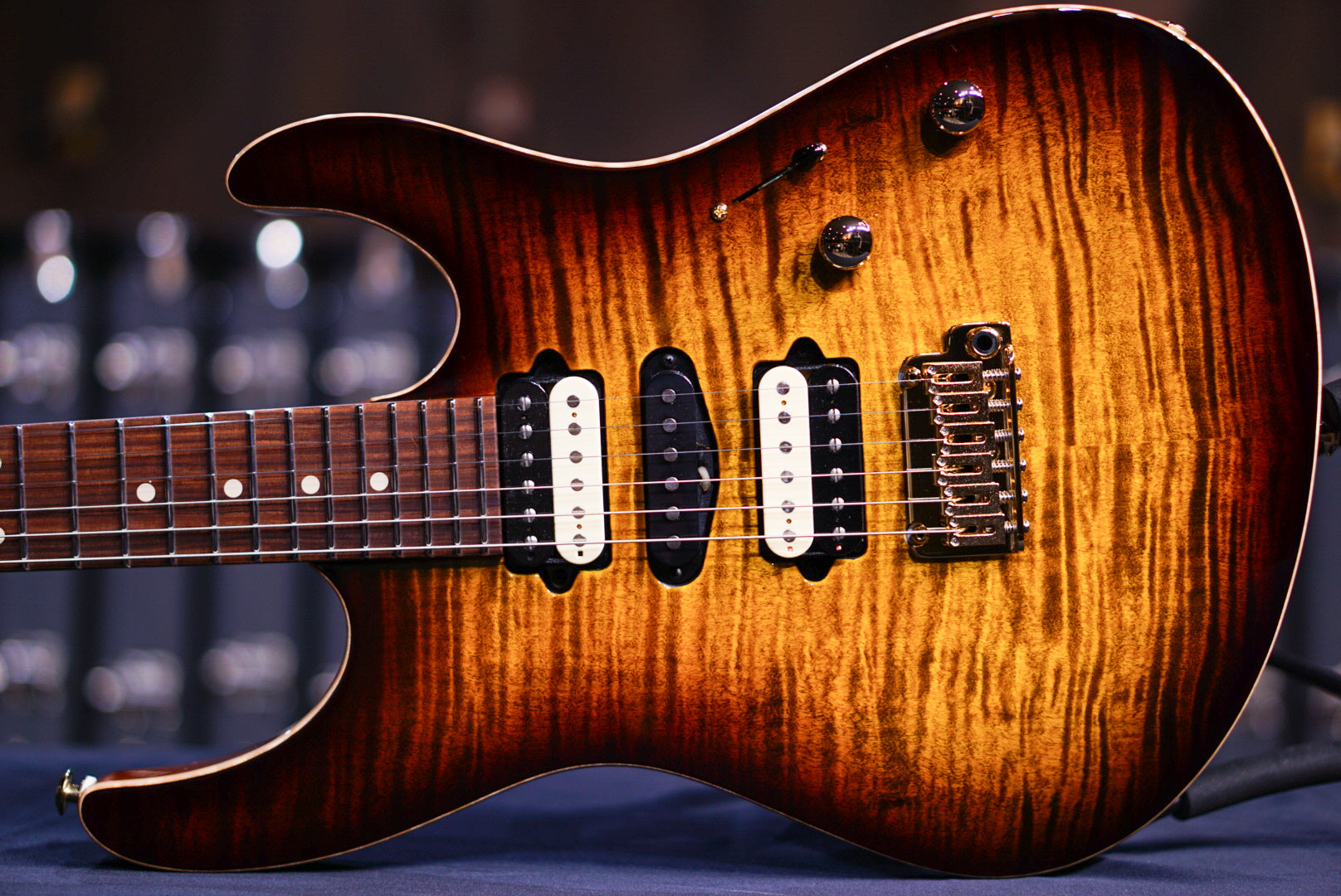 Suhr custom modern bengal burst 77851 Gold Package