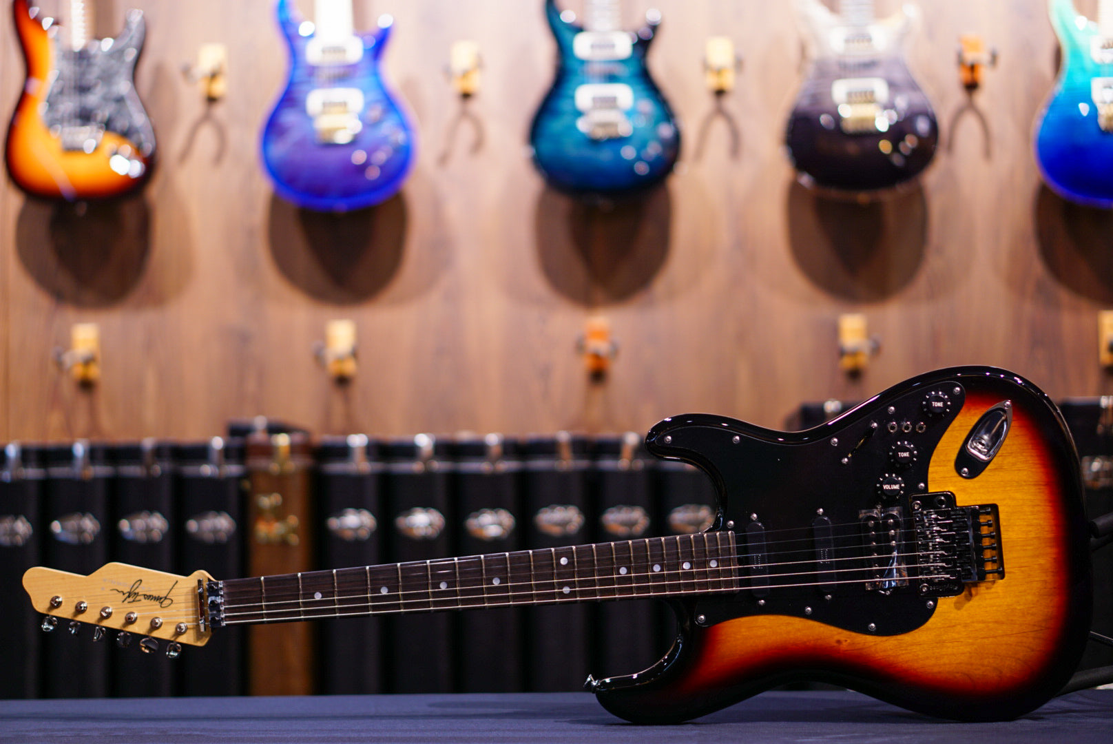 James Tyler Dann Huff Original Classic 3 tone sunburst floyd 25114