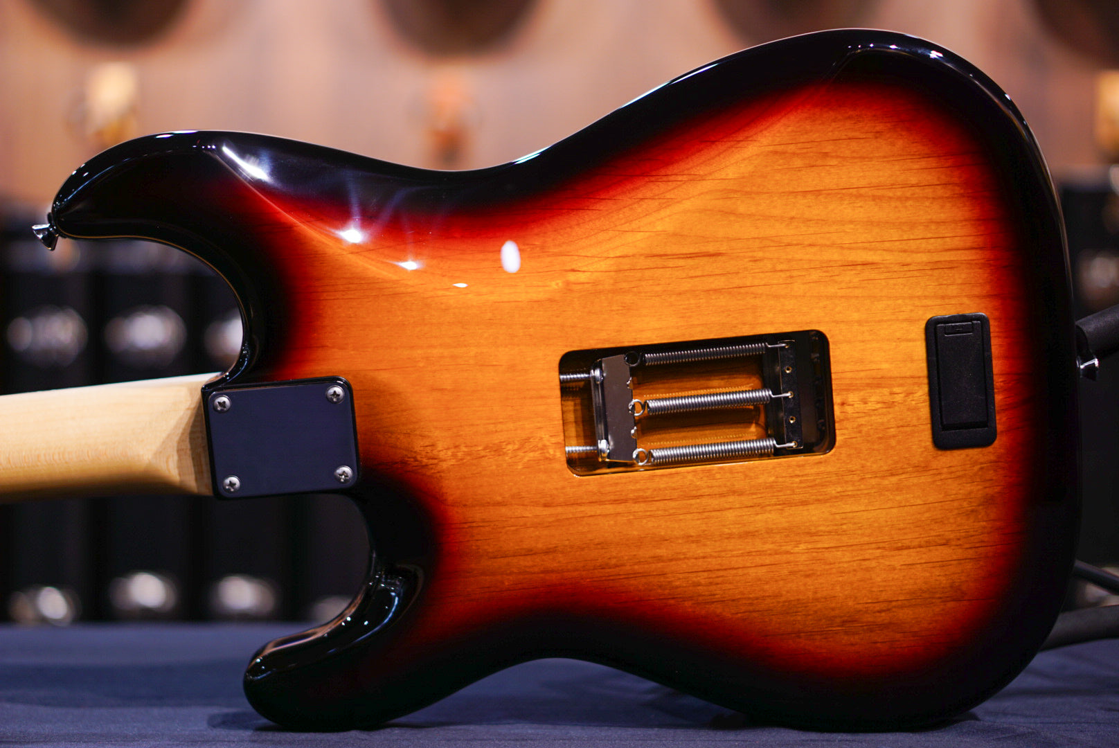 James Tyler Dann Huff Original Classic 3 tone sunburst floyd 25114