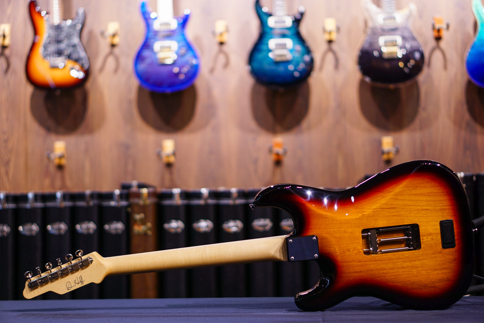 James Tyler Dann Huff Original Classic 3 tone sunburst floyd 25114