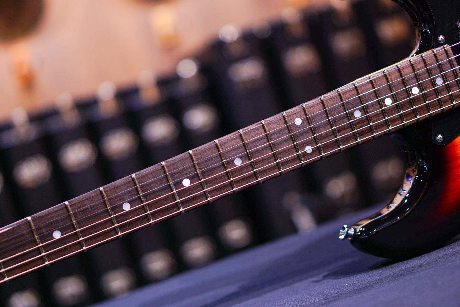 James Tyler Dann Huff Original Classic 3 tone sunburst wilkinson 25115