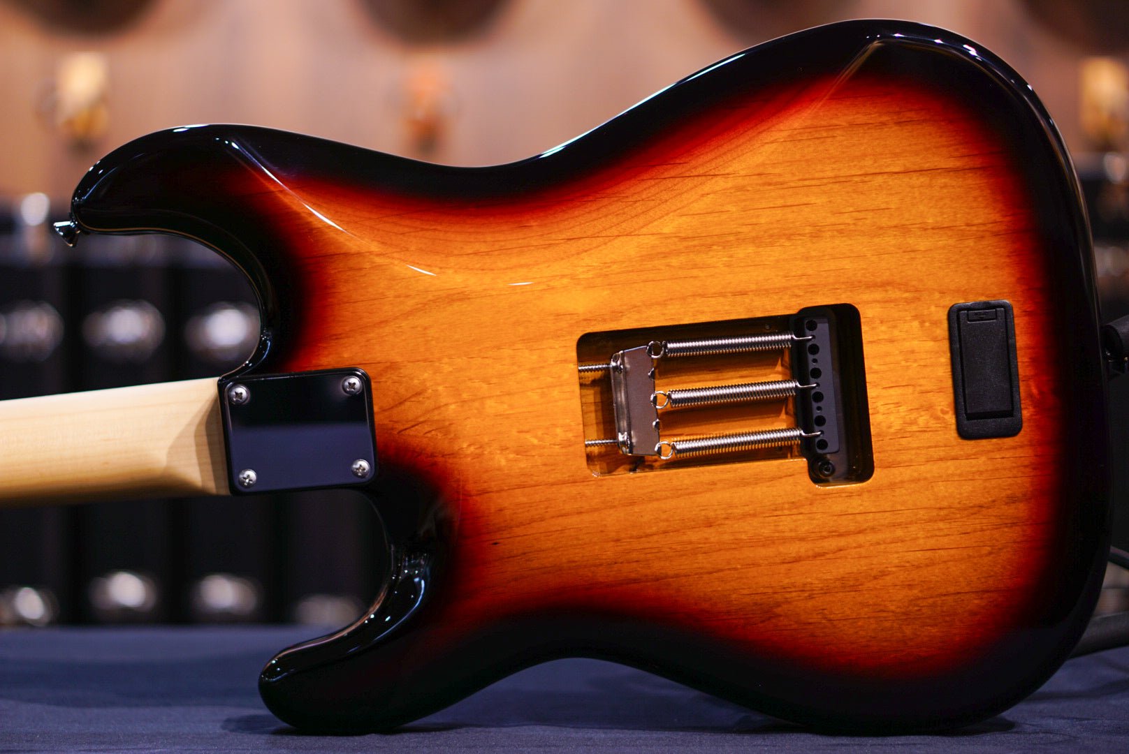James Tyler Dann Huff Original Classic 3 tone sunburst wilkinson 25115