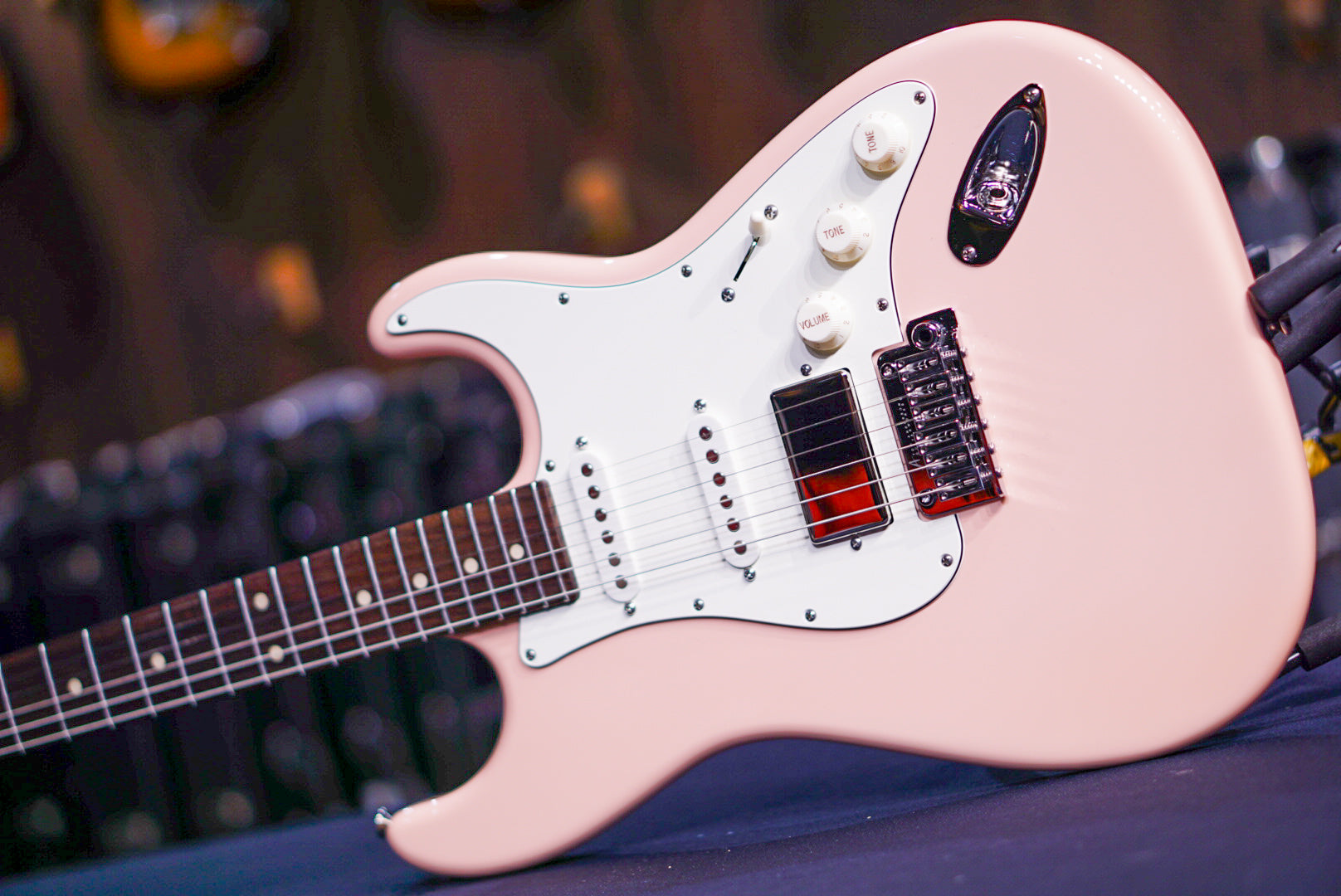 Tom Anderson icon classic shell pink 03-02-24P