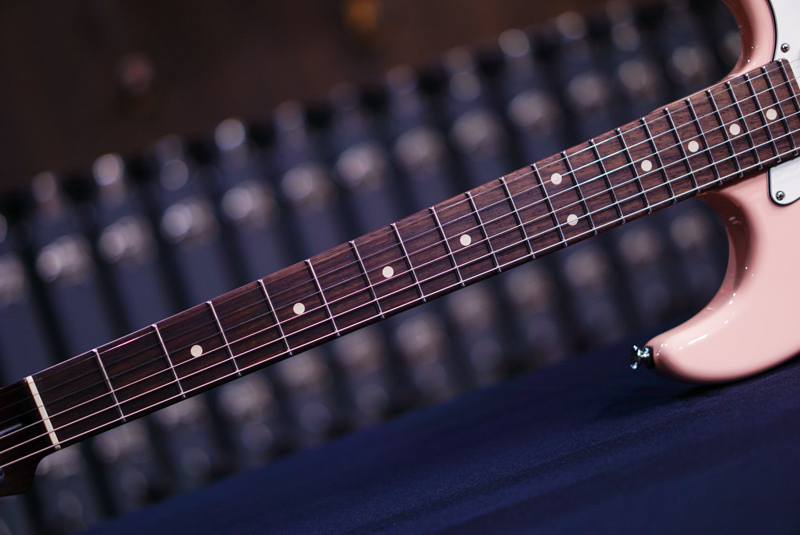 Tom Anderson icon classic shell pink 03-02-24P