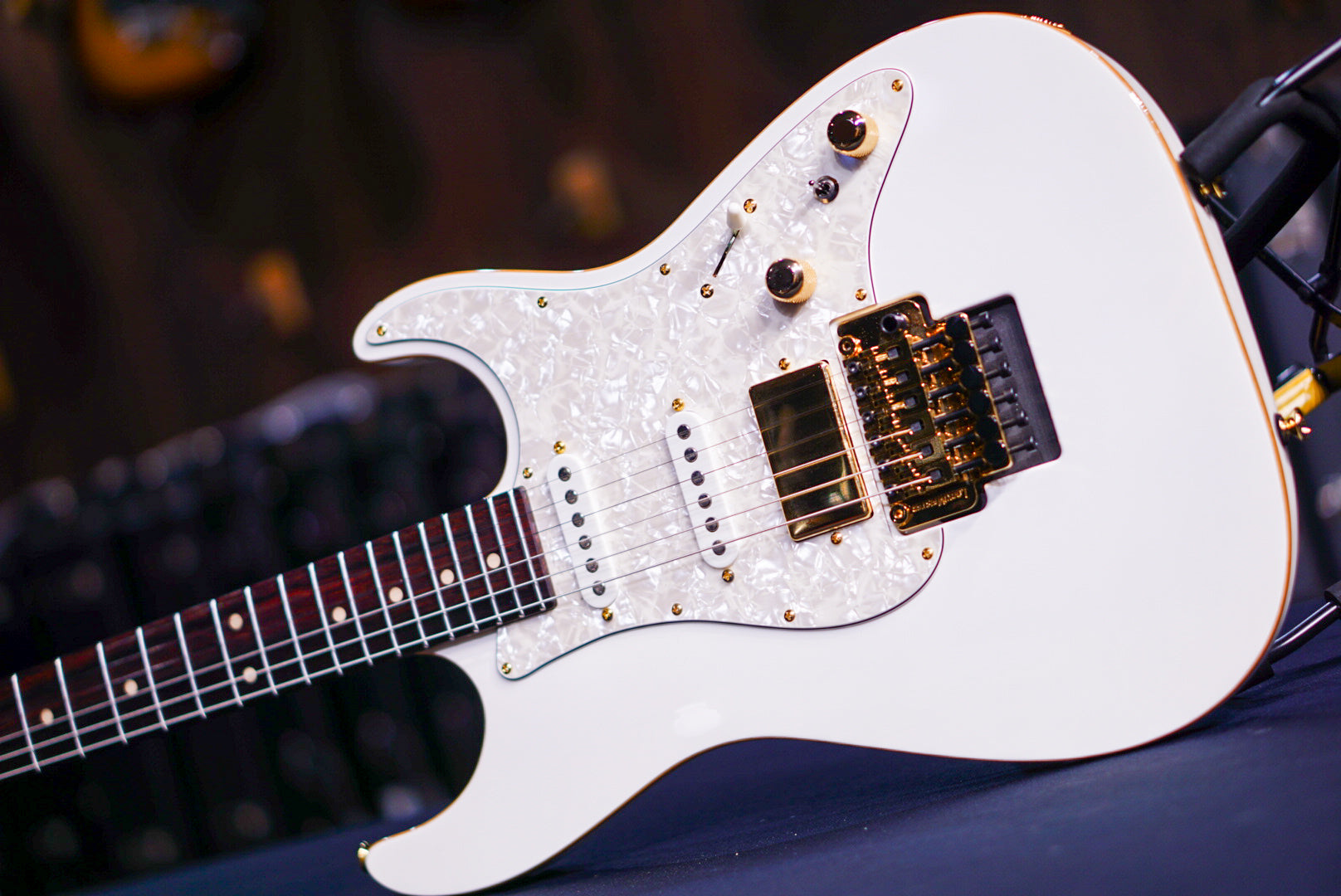 Tom Anderson the classic arctic white 01-29-24A
