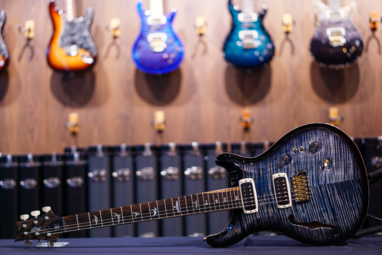 PRS 40th Anniversary Custom 24-08 Semi-Hollow Limited Edition Faded Whale Blue Smokeburst 0401381