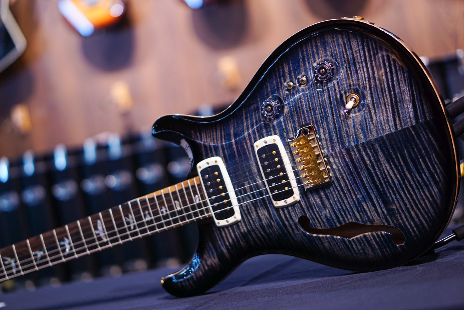 PRS 40th Anniversary Custom 24-08 Semi-Hollow Limited Edition Faded Whale Blue Smokeburst 0401381