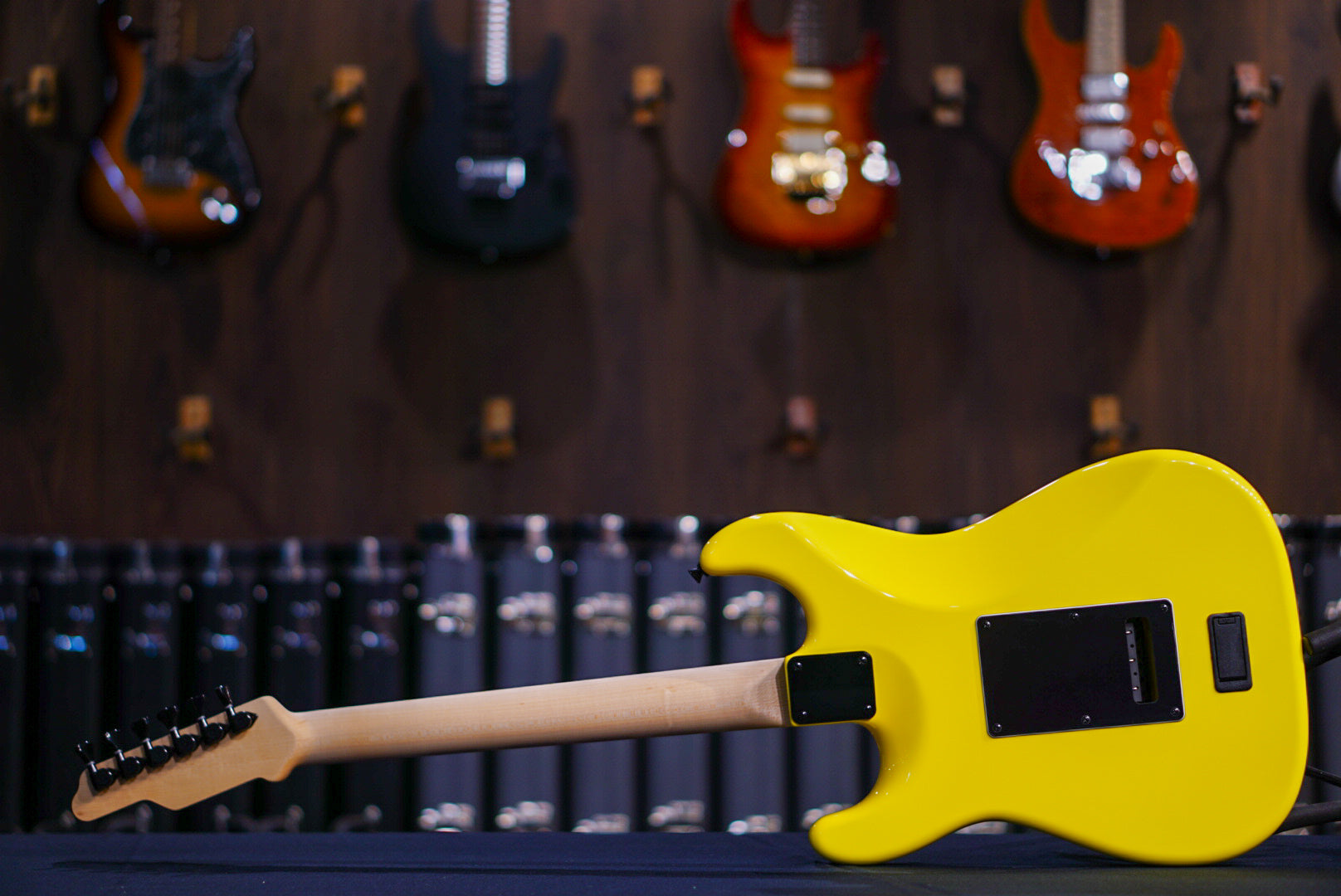 James Tyler LA Studio classic fly yellow 24169